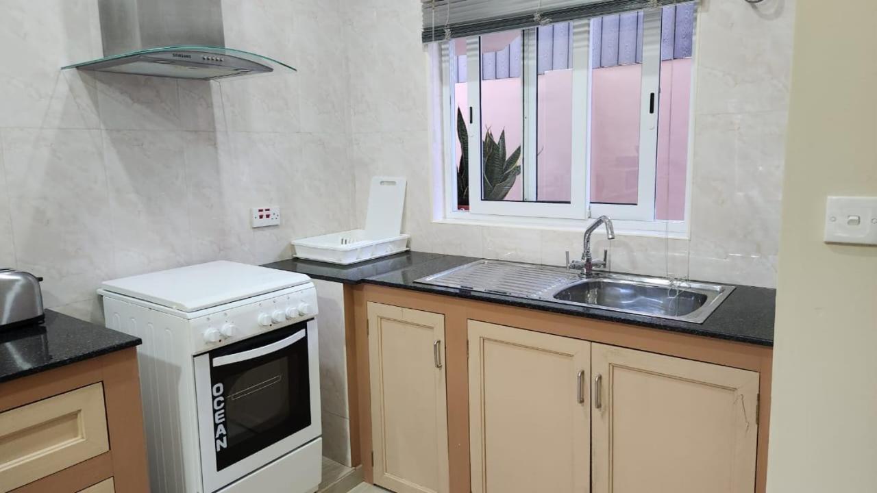 Green Self-Catering Apartment Beau Vallon  Eksteriør billede