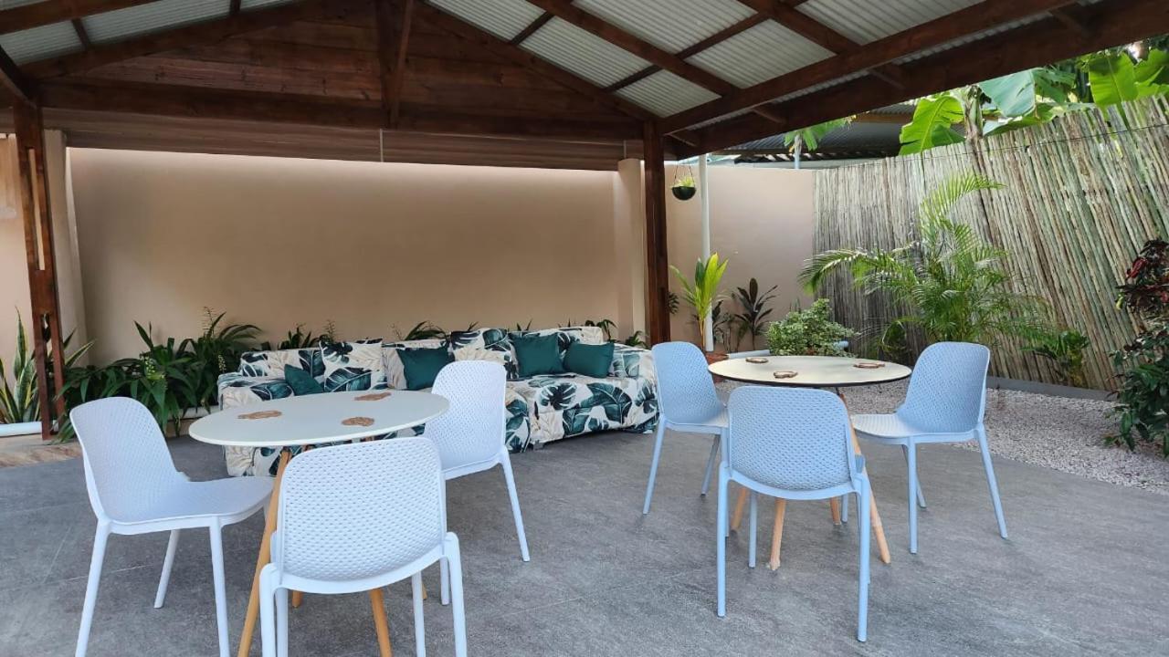 Green Self-Catering Apartment Beau Vallon  Eksteriør billede