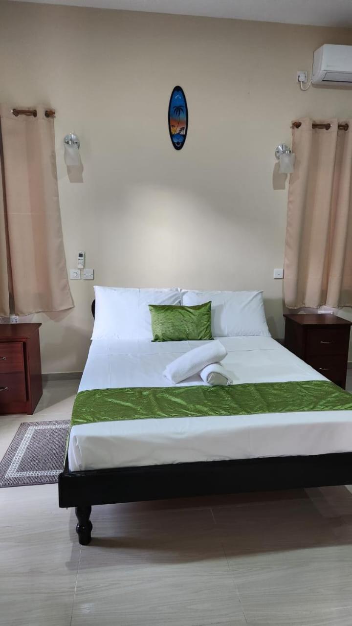 Green Self-Catering Apartment Beau Vallon  Eksteriør billede