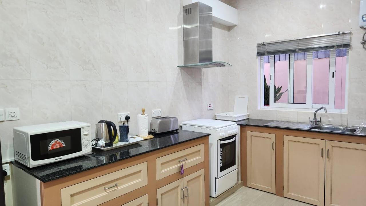 Green Self-Catering Apartment Beau Vallon  Eksteriør billede